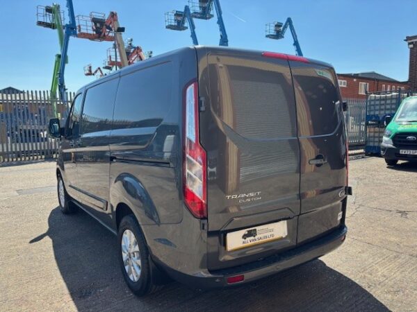 Ford Transit Custom Limited - Image 7