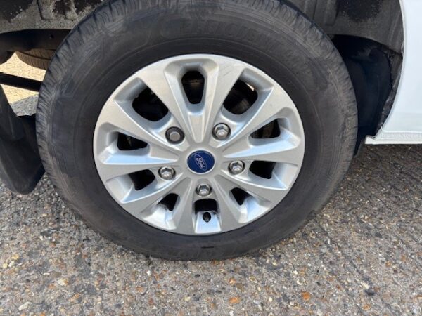 Ford Transit Custom Limited - Image 17