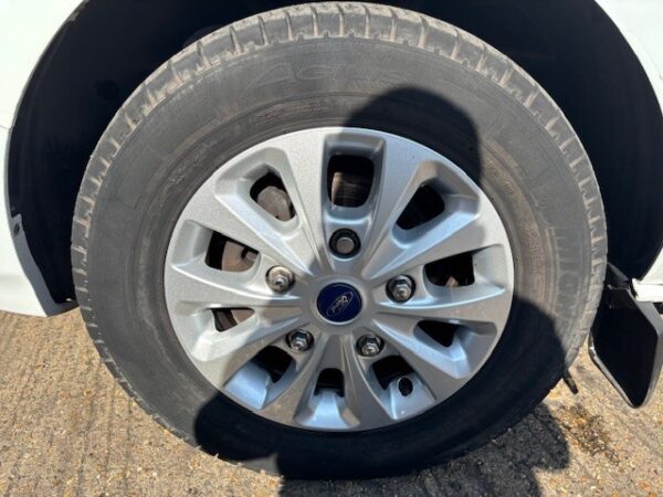 Ford Transit Custom Limited - Image 18