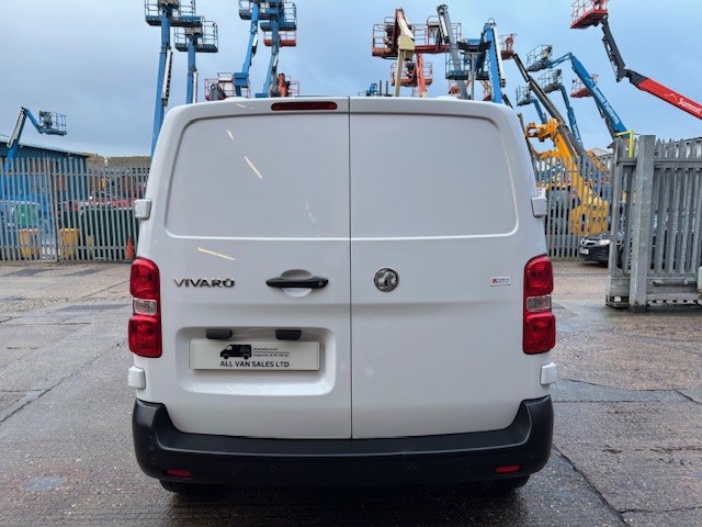 Vauxhall Vivaro 1.5 Turbo D 2900 Prime Panel Van 6dr Diesel Manual L1 H1 Euro 6 Air Con (Copy) - Image 10