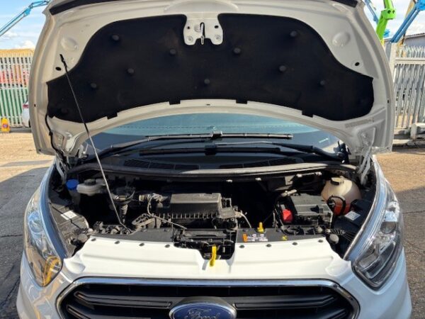Ford Transit Custom Limited - Image 15