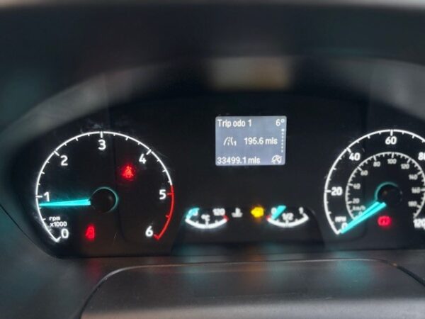 Ford Transit 2.0 350 EcoBlue Leader RWD L3 H3 Euro 6 Air Con - Image 12