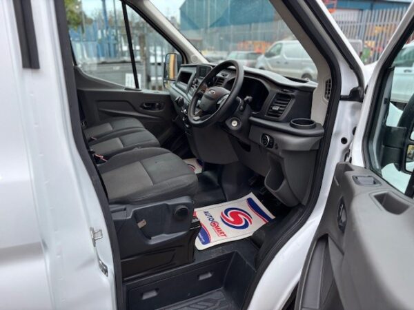 Ford Transit 2.0 350 EcoBlue Leader RWD L3 H3 Euro 6 Air Con - Image 11