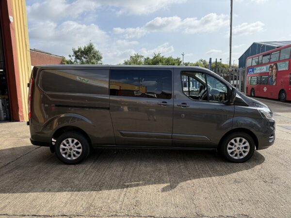 Ford Transit Custom Limited - Image 26