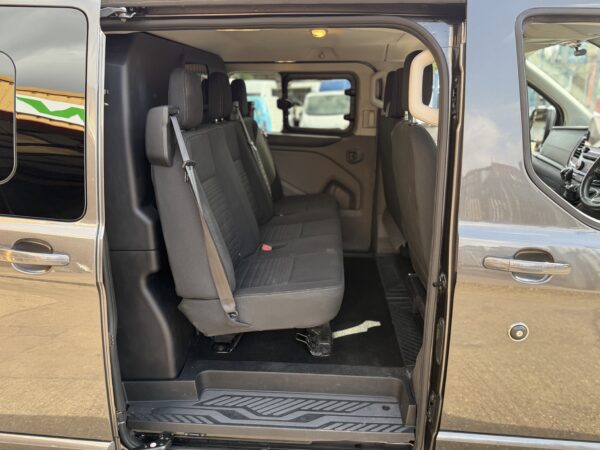 Ford Transit Custom Limited - Image 16