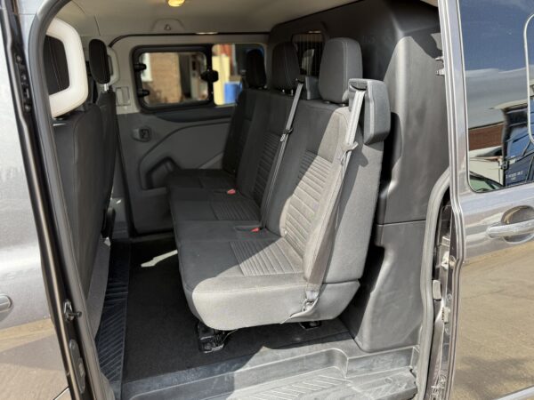 Ford Transit Custom Limited - Image 14