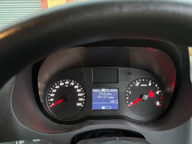 Mercedes-Benz Sprinter 315 Luton With Taillift - Image 12