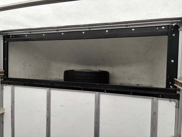 Mercedes-Benz Sprinter 315 Luton With Taillift - Image 9