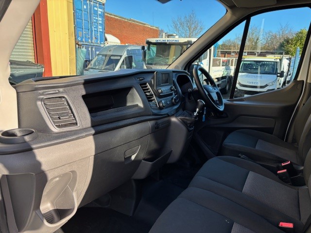 Ford Transit 2.0 350 EcoBlue Leader RWD L3 H3 Euro 6 Air Con - Image 13