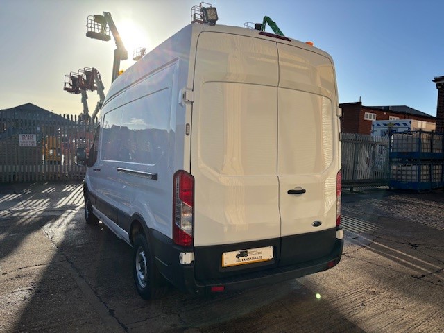 Ford Transit 2.0 350 EcoBlue Leader RWD L3 H3 Euro 6 Air Con - Image 7