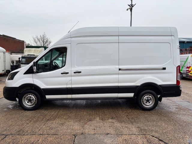 Ford Transit 2.0 350 EcoBlue Leader RWD L3 H3 Euro 6 Air Con - Image 5